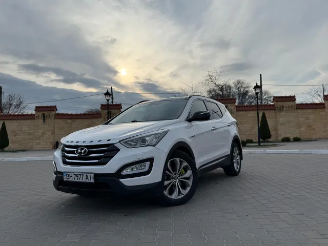 Hyundai Santa Fe - фото 1