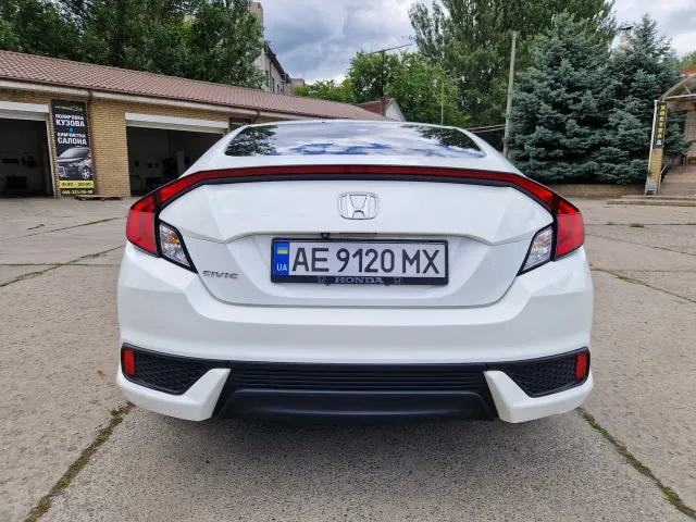 Honda Civic - фото 5