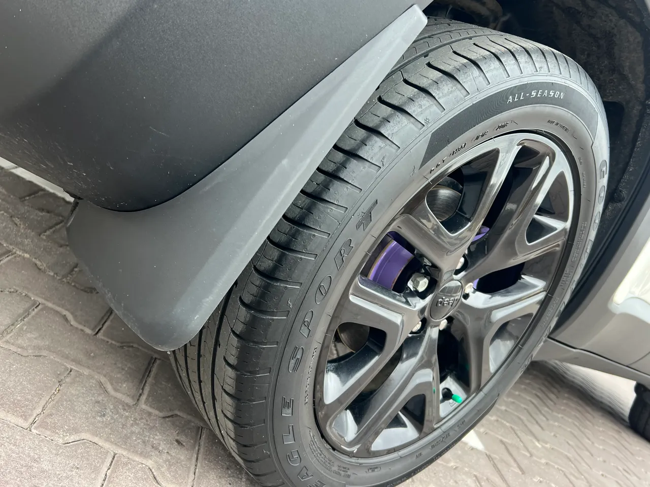 Jeep Renegade - фото 13