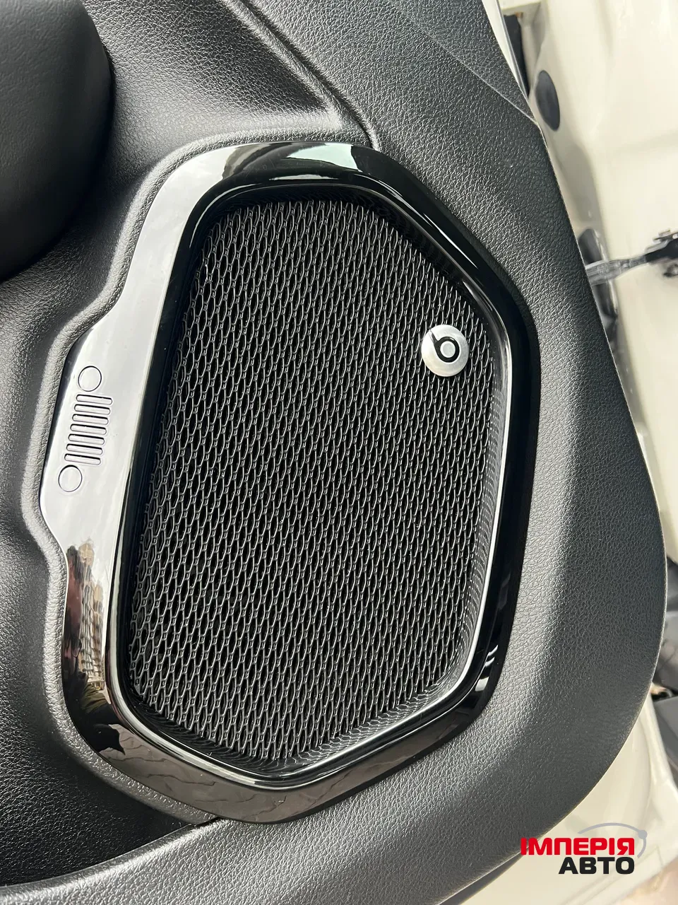 Jeep Renegade - фото 37