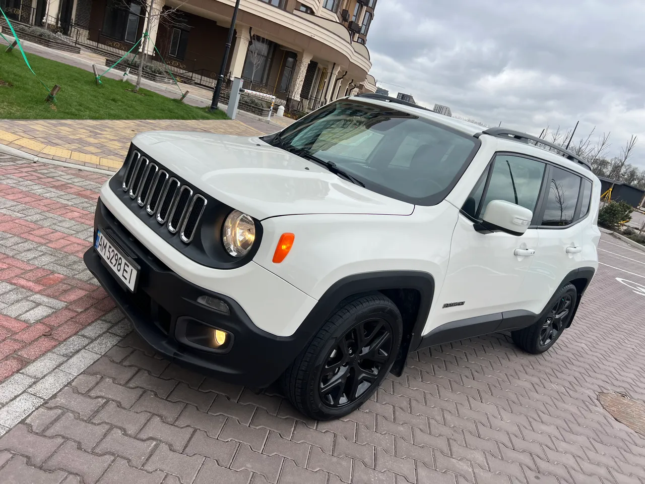Jeep Renegade - фото 21