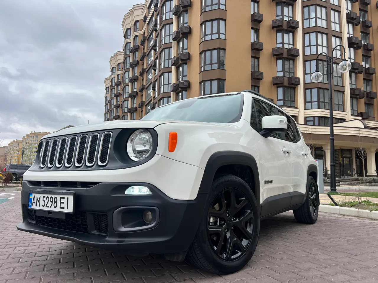 Jeep Renegade - фото 17