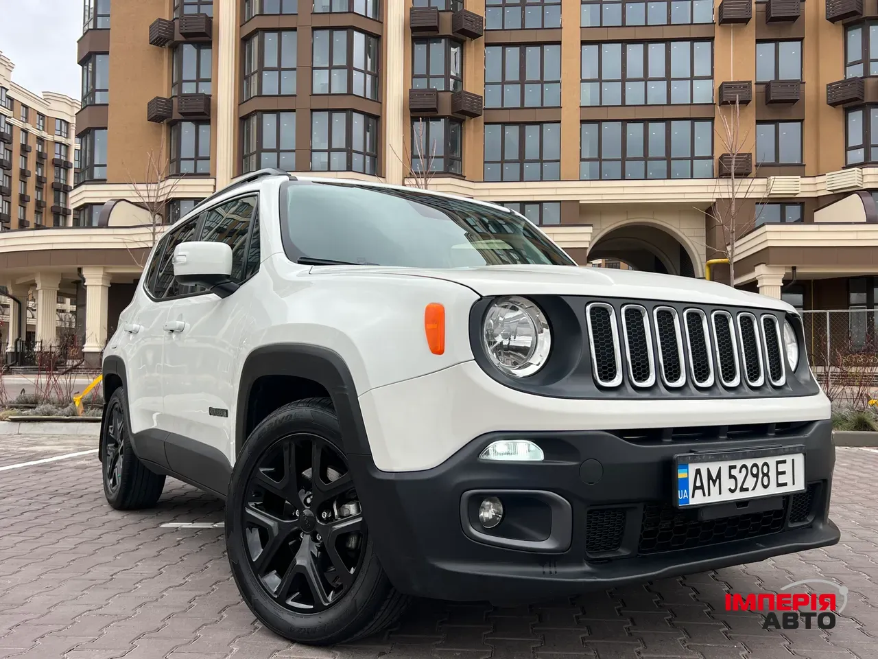 Jeep Renegade - фото 1