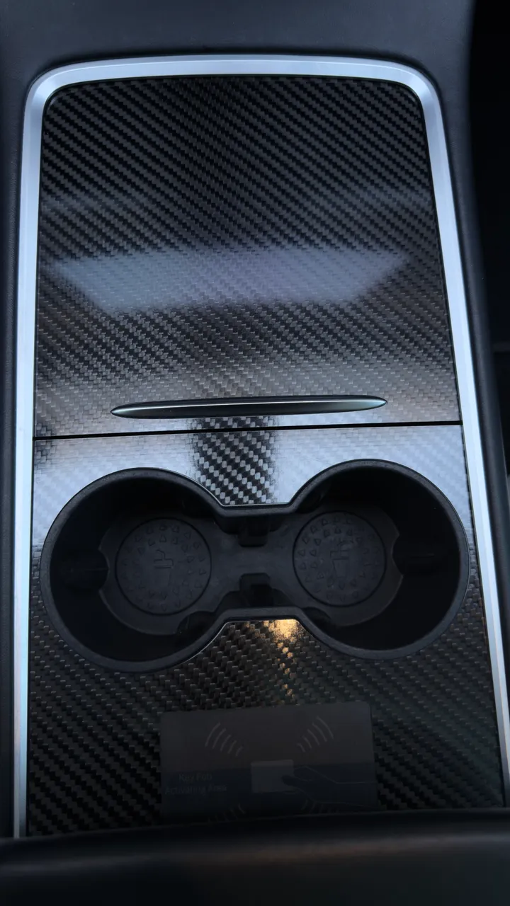 Tesla Model 3 - фото 15