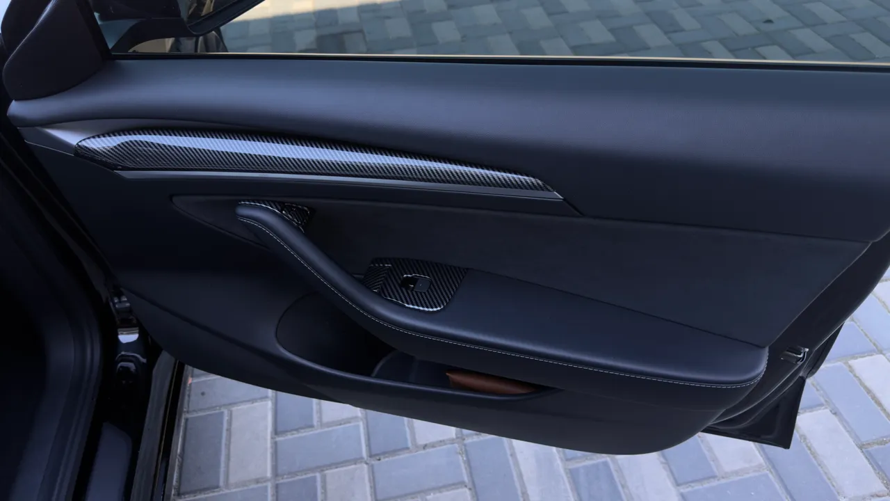 Tesla Model 3 - фото 13