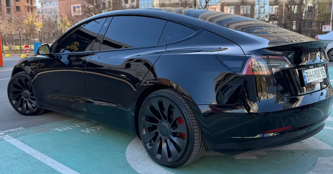 Tesla Model 3 - фото 20