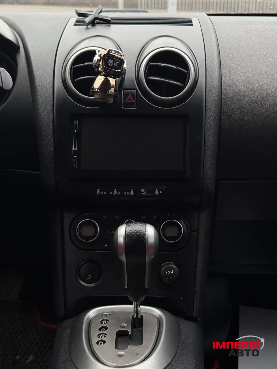 Nissan Qashqai - фото 25