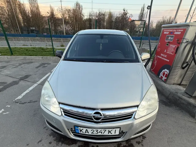 Opel Astra - фото 4