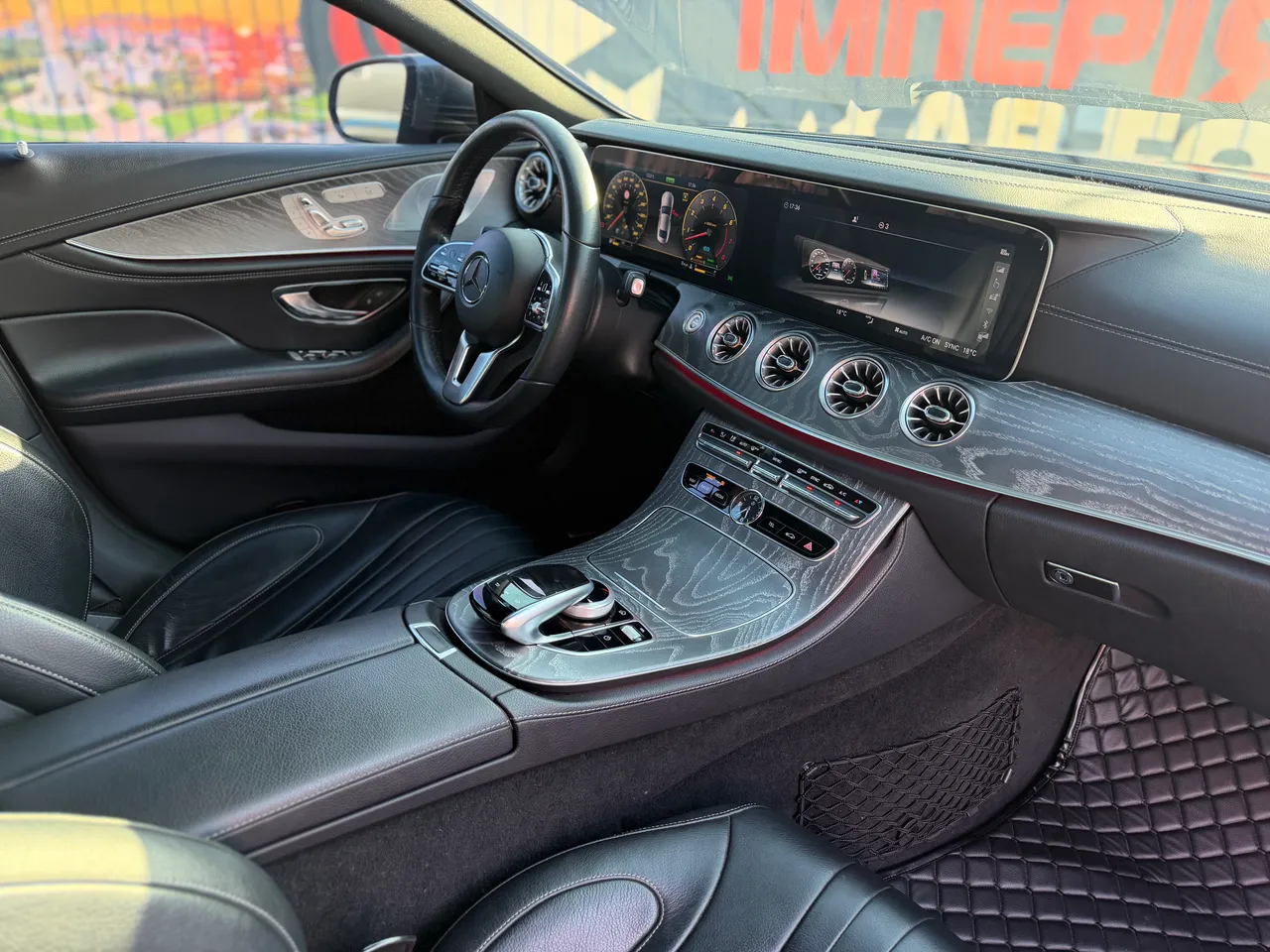 Mercedes-Benz CLS - фото 12