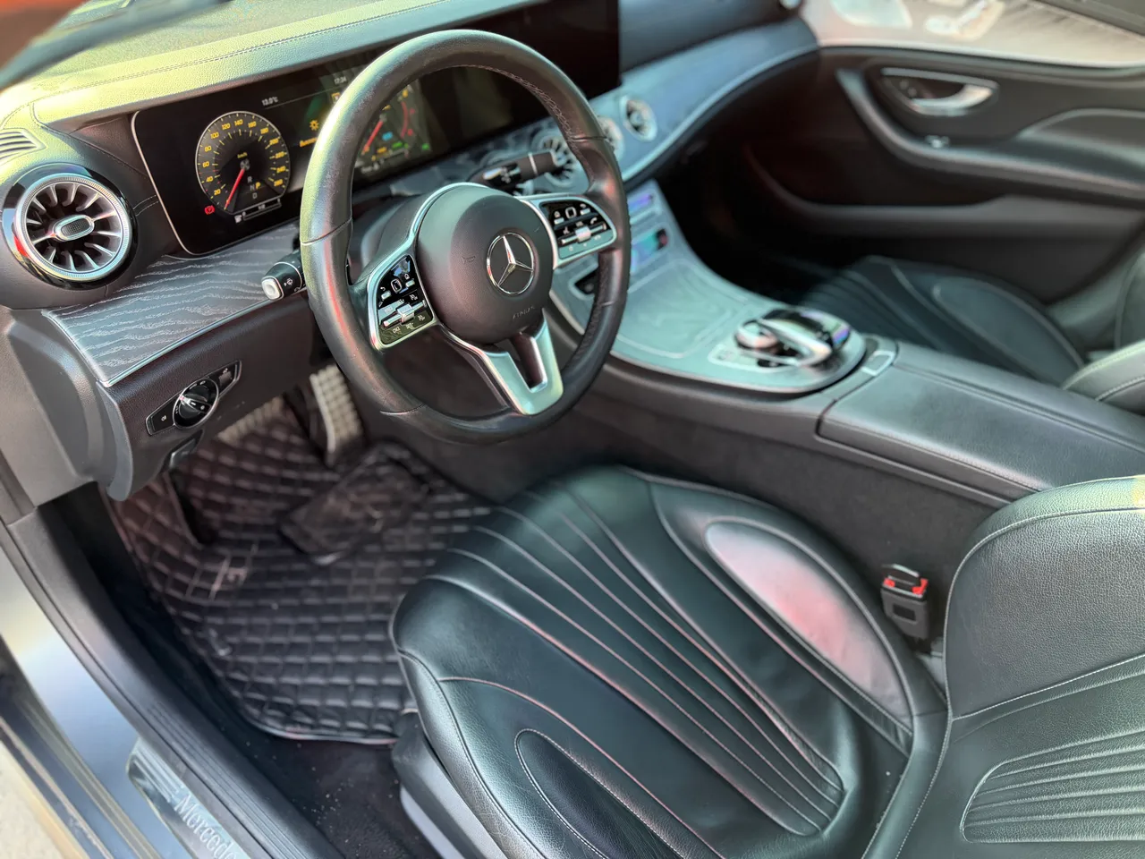 Mercedes-Benz CLS - фото 6