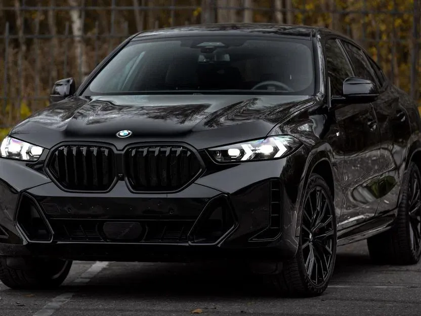 BMW X6 - фото 1