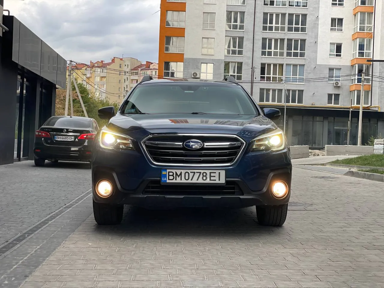 Subaru Outback - фото 2