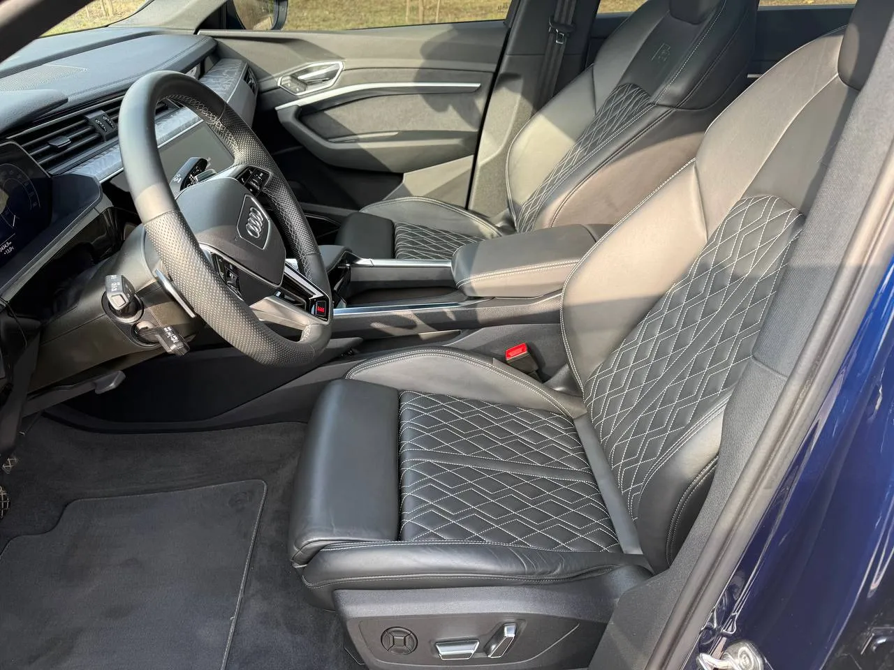 Audi e-tron Sportback - фото 39