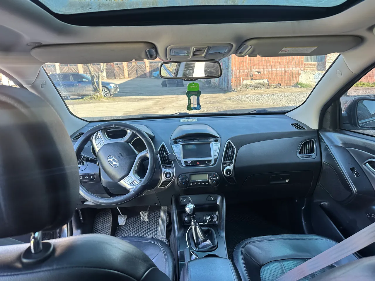 Hyundai ix35 - фото 2