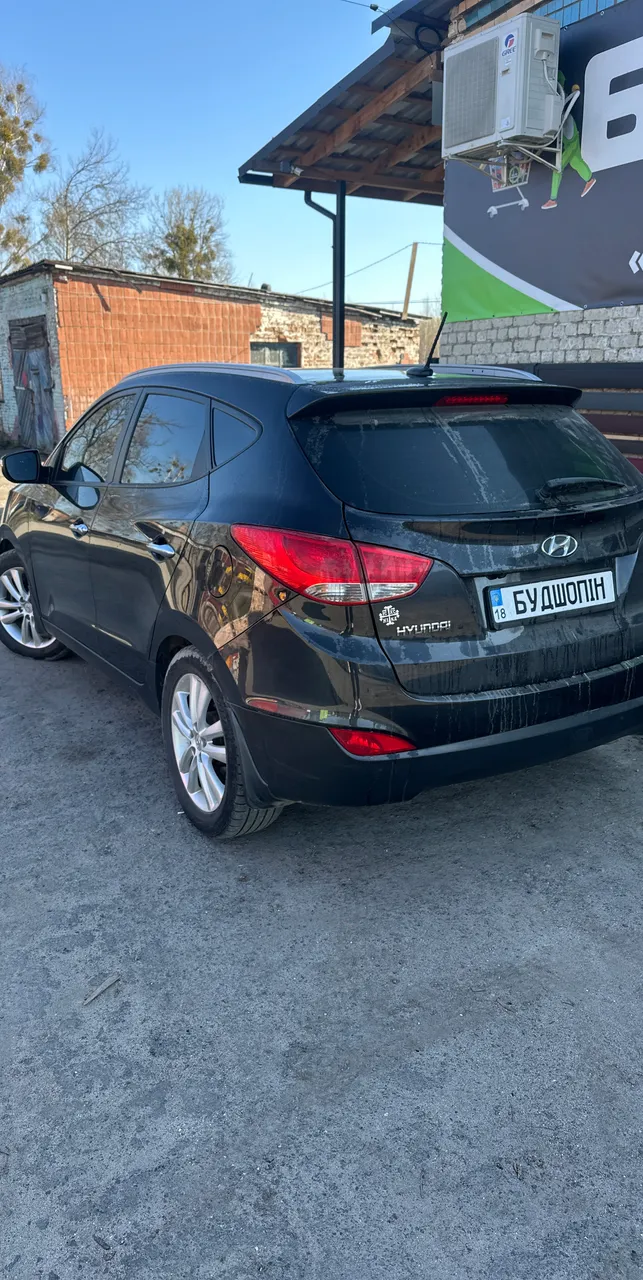 Hyundai ix35 - фото 3