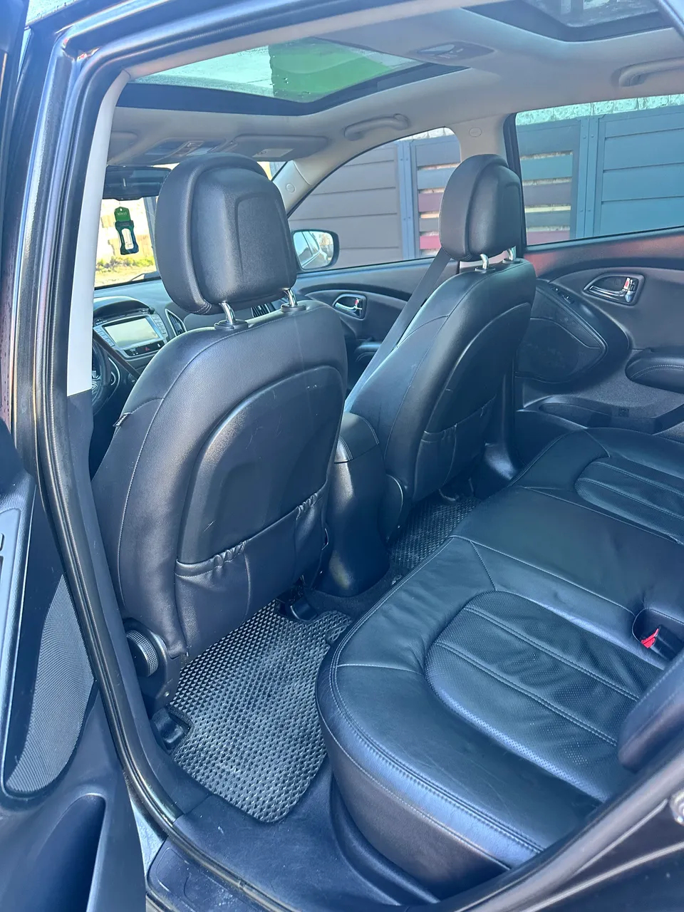 Hyundai ix35 - фото 11