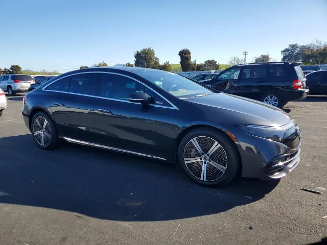 Mercedes-Benz EQS - фото 5