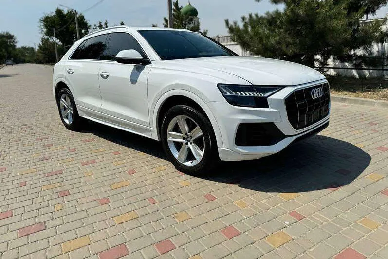 Audi Q8 - фото 3