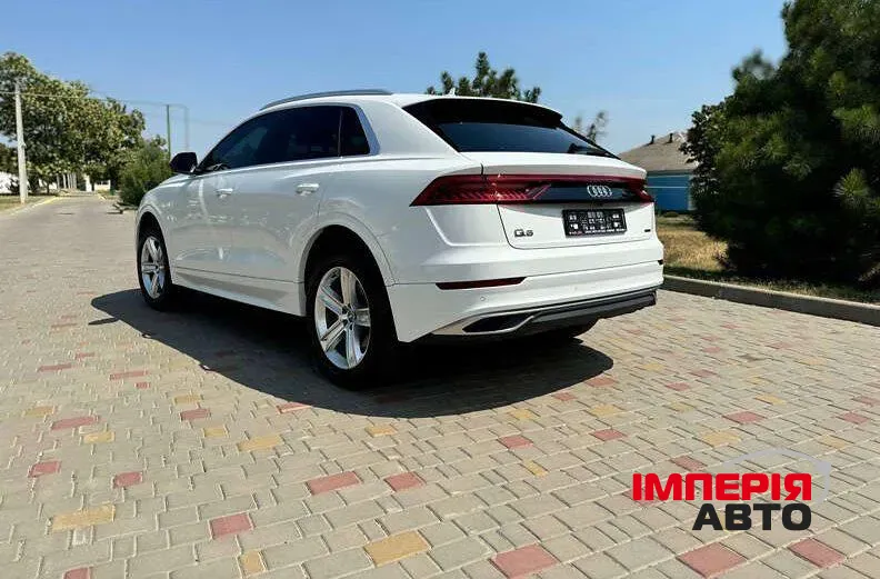 Audi Q8 - фото 6