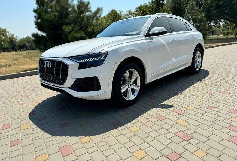 Audi Q8 - фото 2