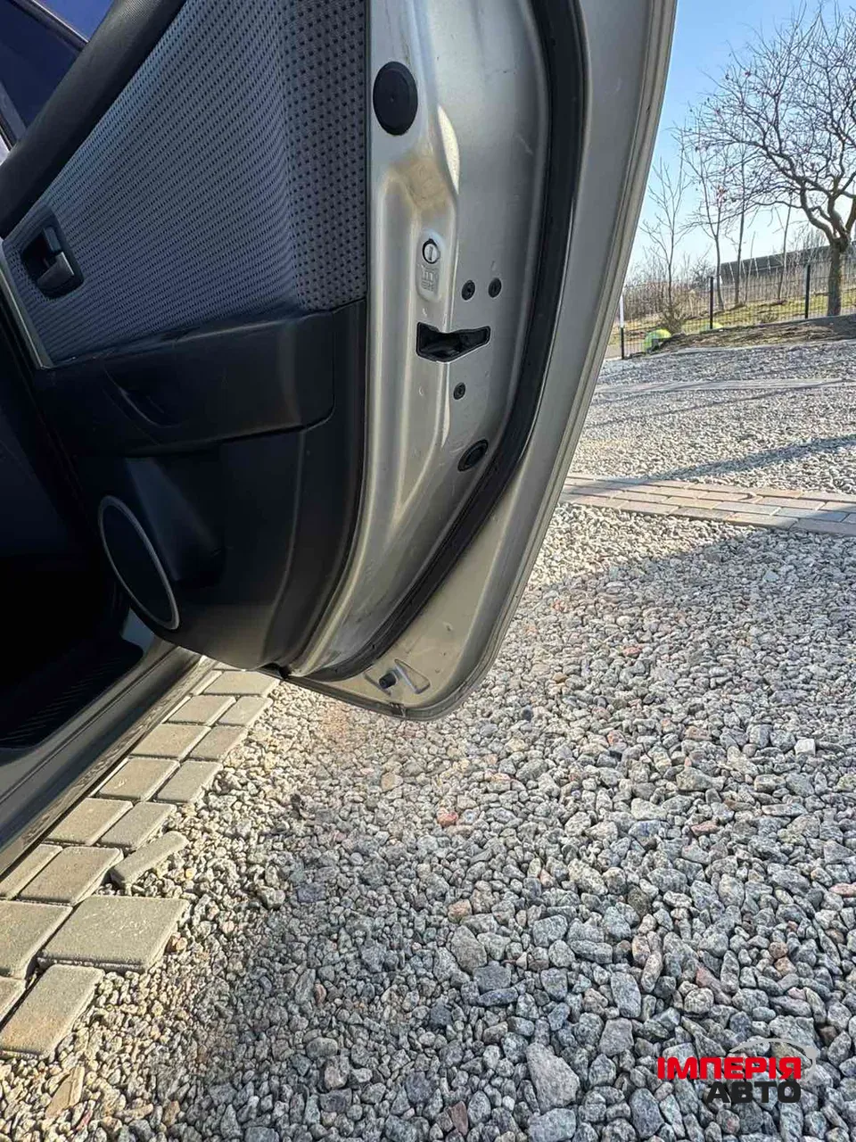 Mazda 3 - фото 12