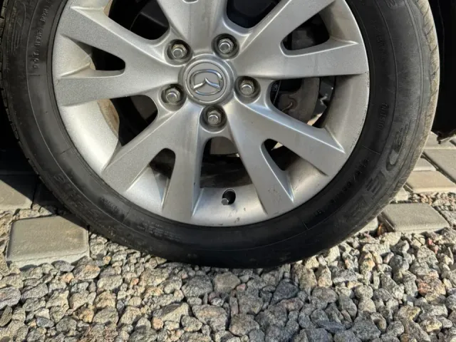 Mazda 3 - фото 5