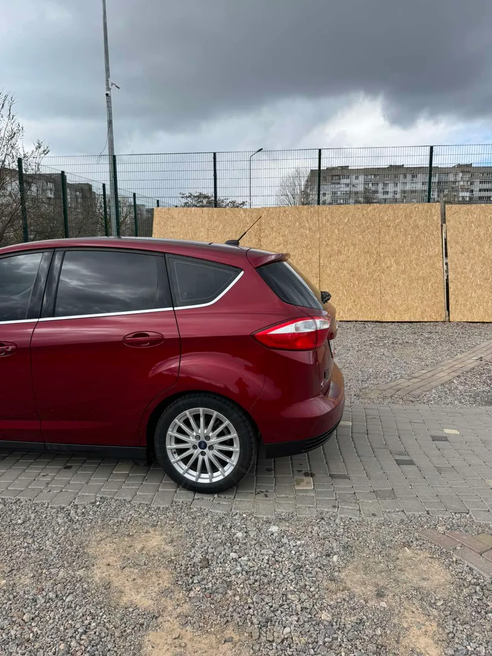 Ford C-MAX - фото 5