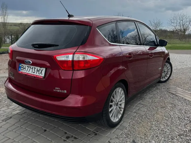 Ford C-MAX - фото 4
