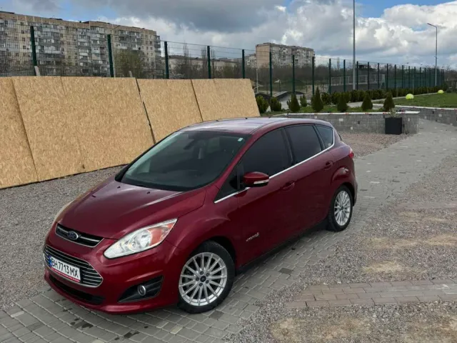 Ford C-MAX - фото 1