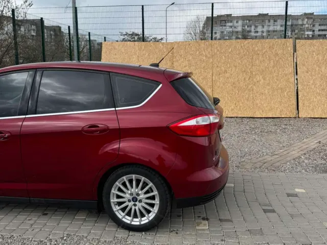 Ford C-MAX - фото 5
