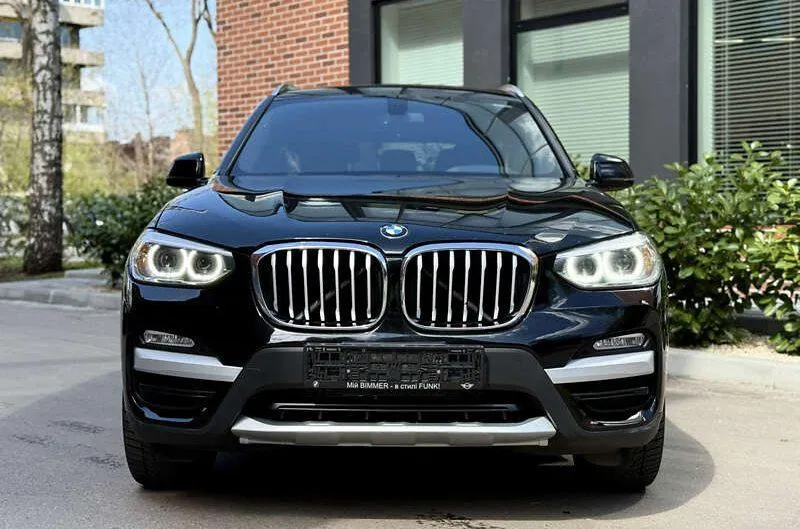 BMW X3 - фото 3