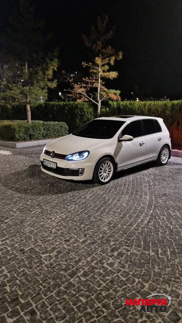 Volkswagen Golf GTI - фото 1