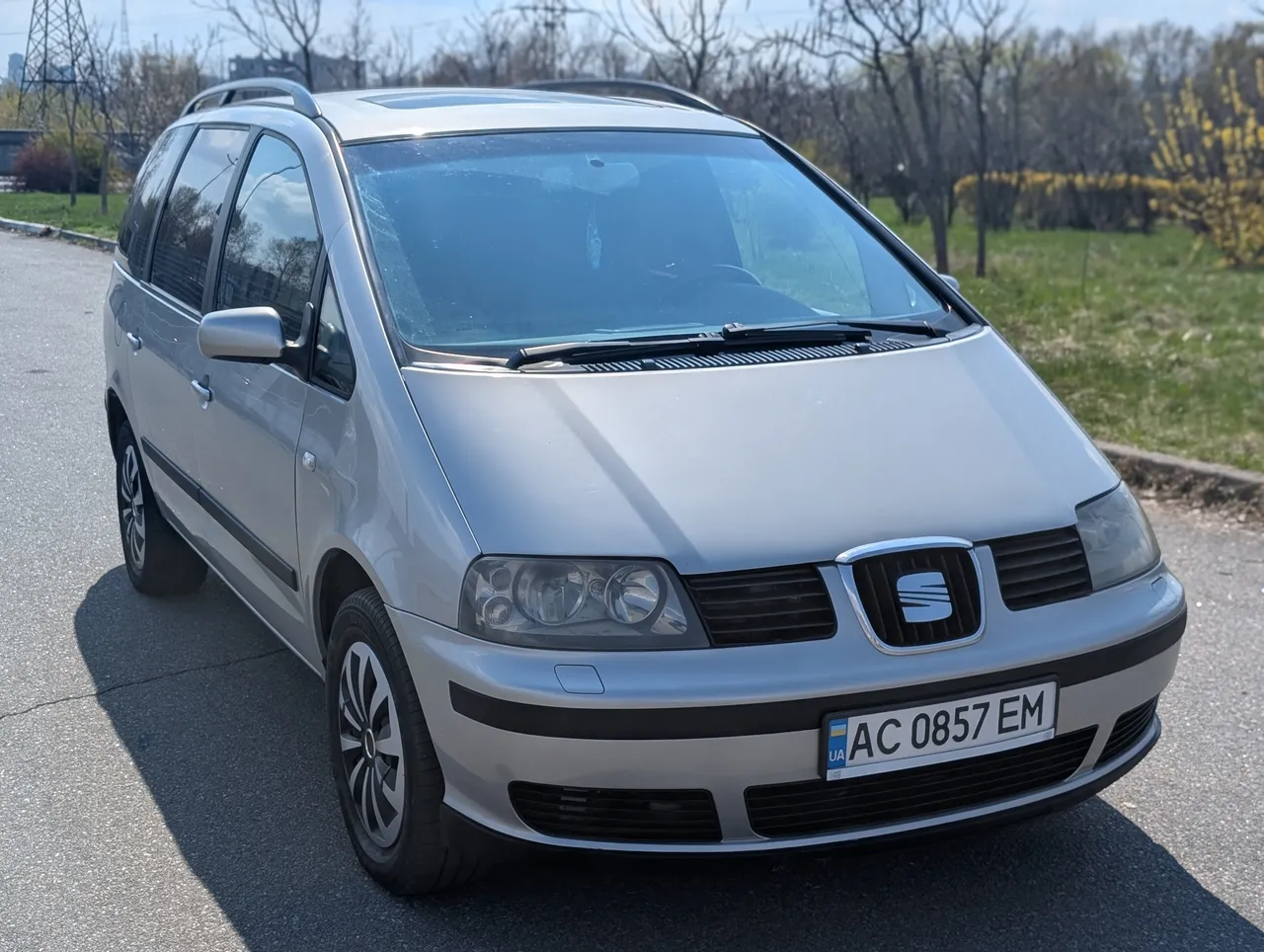 SEAT Alhambra - фото 1