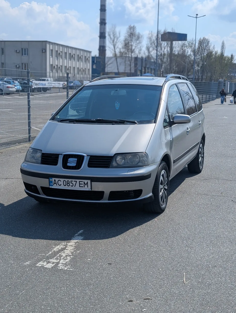 SEAT Alhambra - фото 2