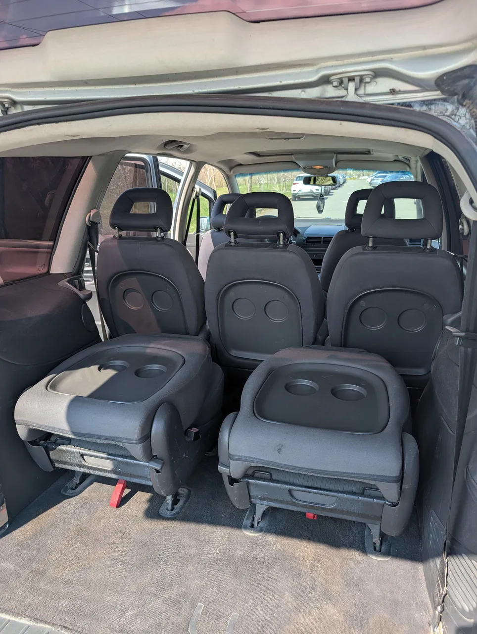 SEAT Alhambra - фото 11