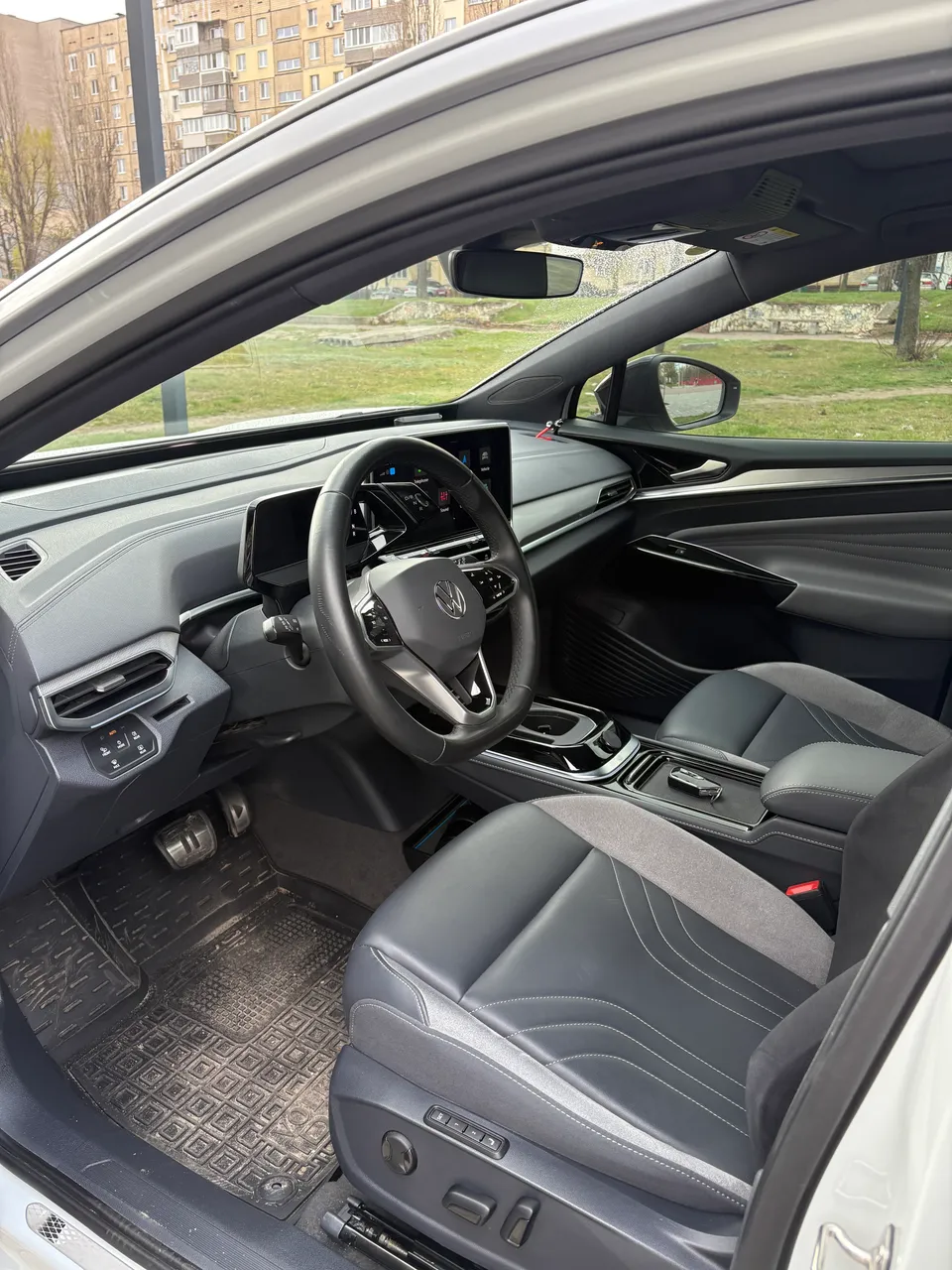 Volkswagen ID.4 - фото 8