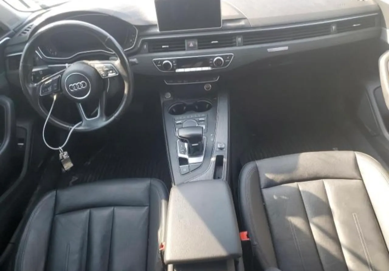 Audi A4 - фото 11