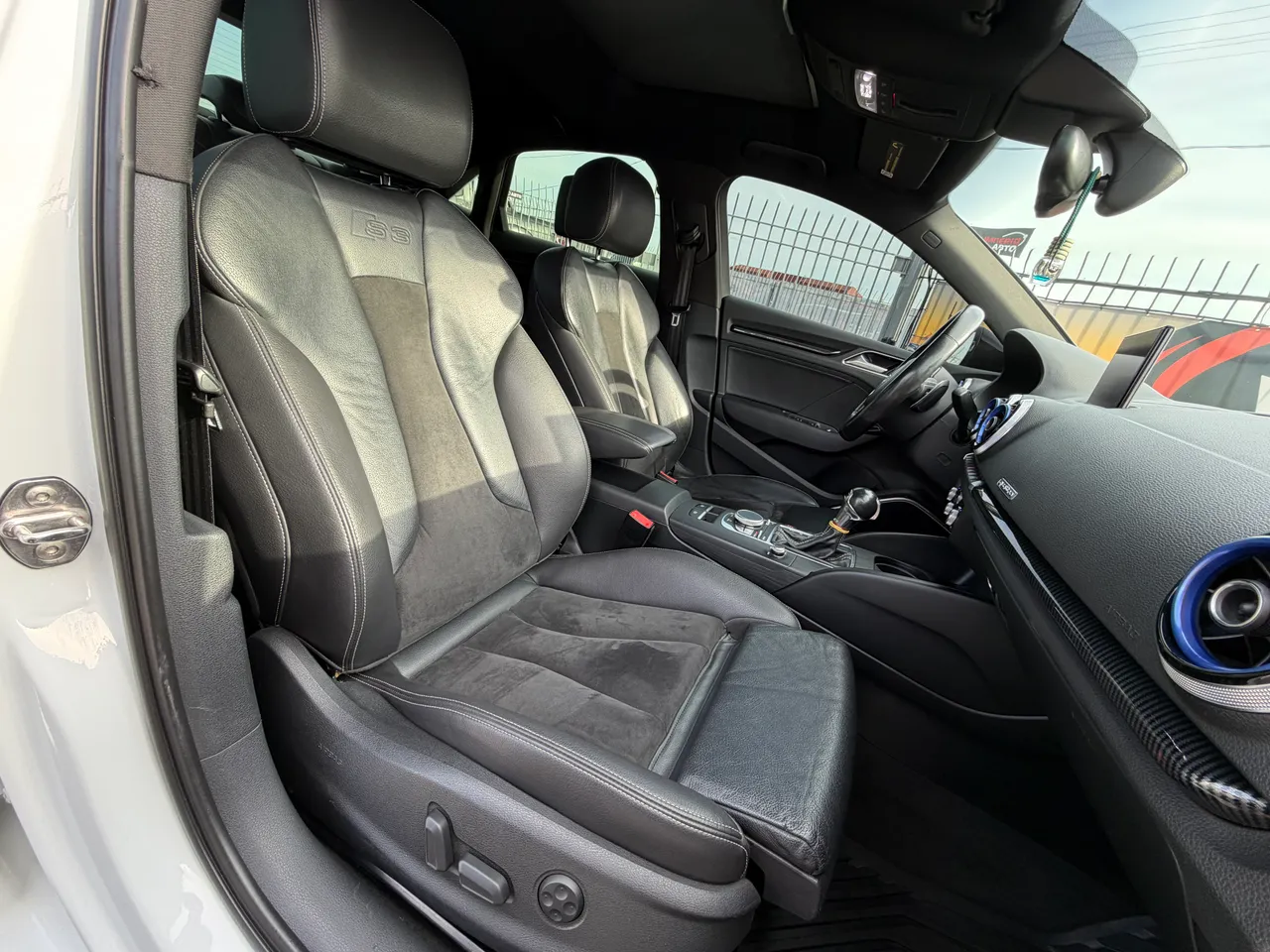 Audi S3 - фото 9