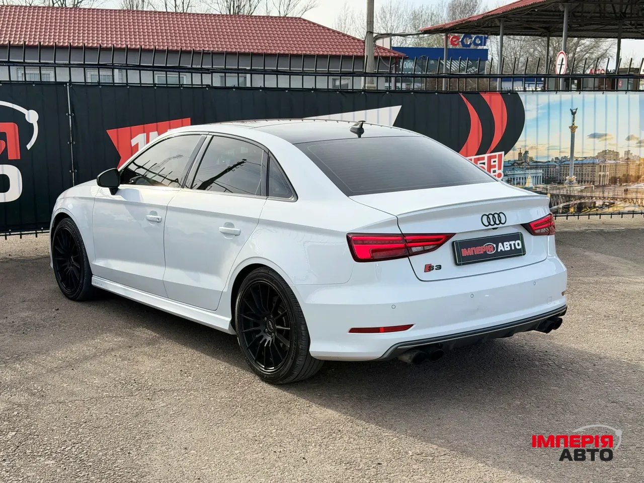 Audi S3 - фото 4