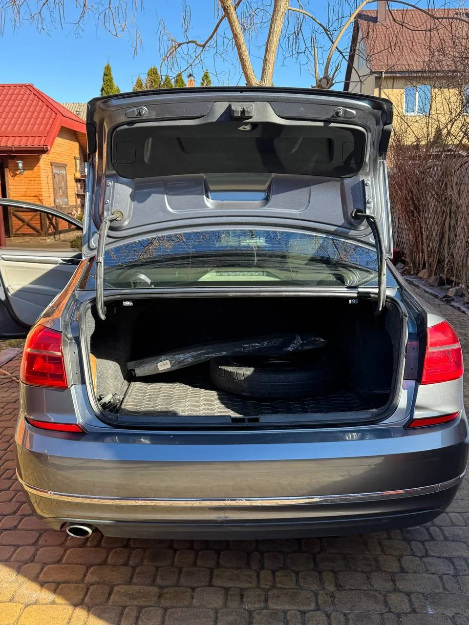 Volkswagen Passat - фото 7