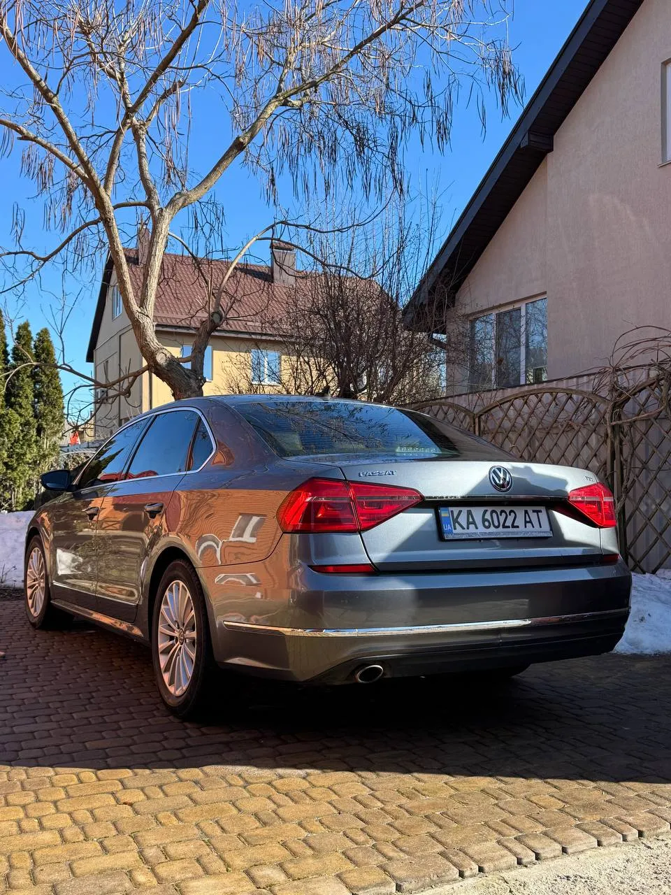 Volkswagen Passat - фото 4