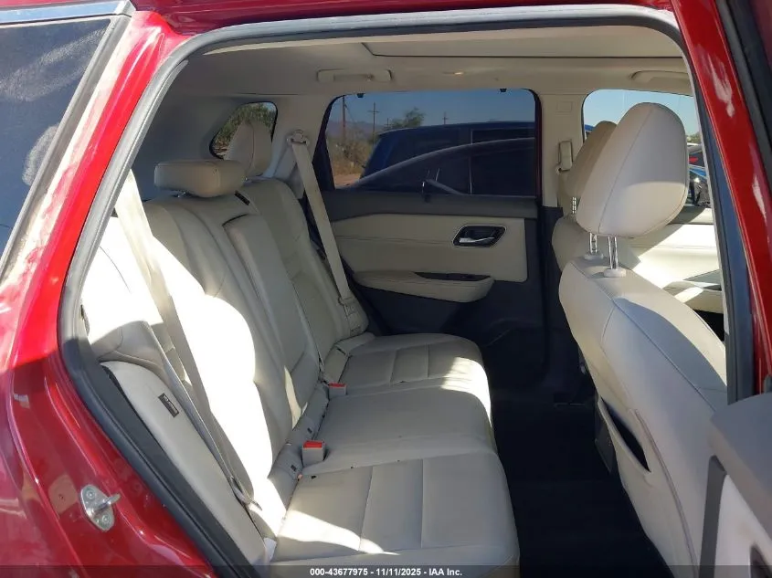 Nissan Rogue - фото 7