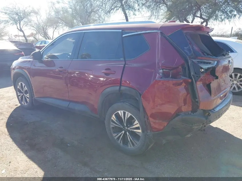 Nissan Rogue - фото 2