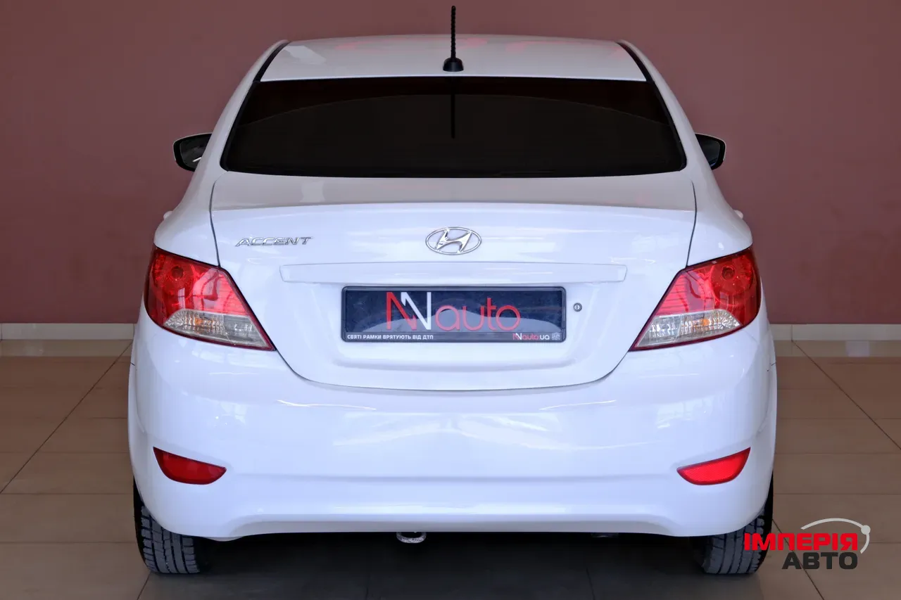 Hyundai Accent - фото 6