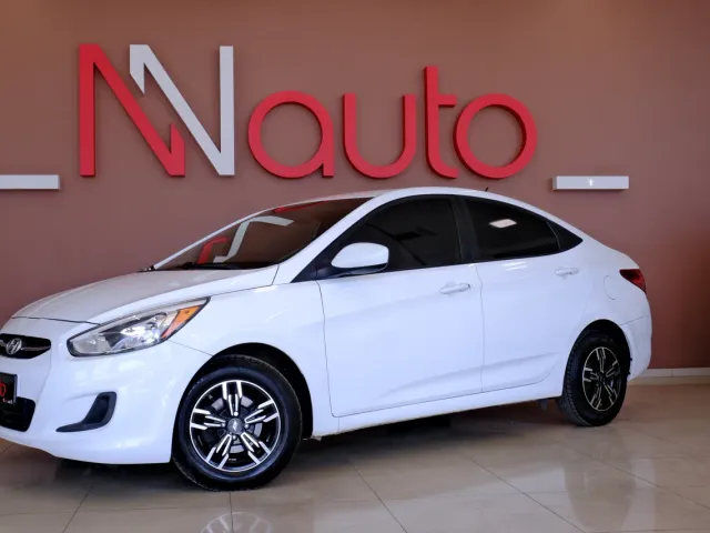 Hyundai Accent - фото 1