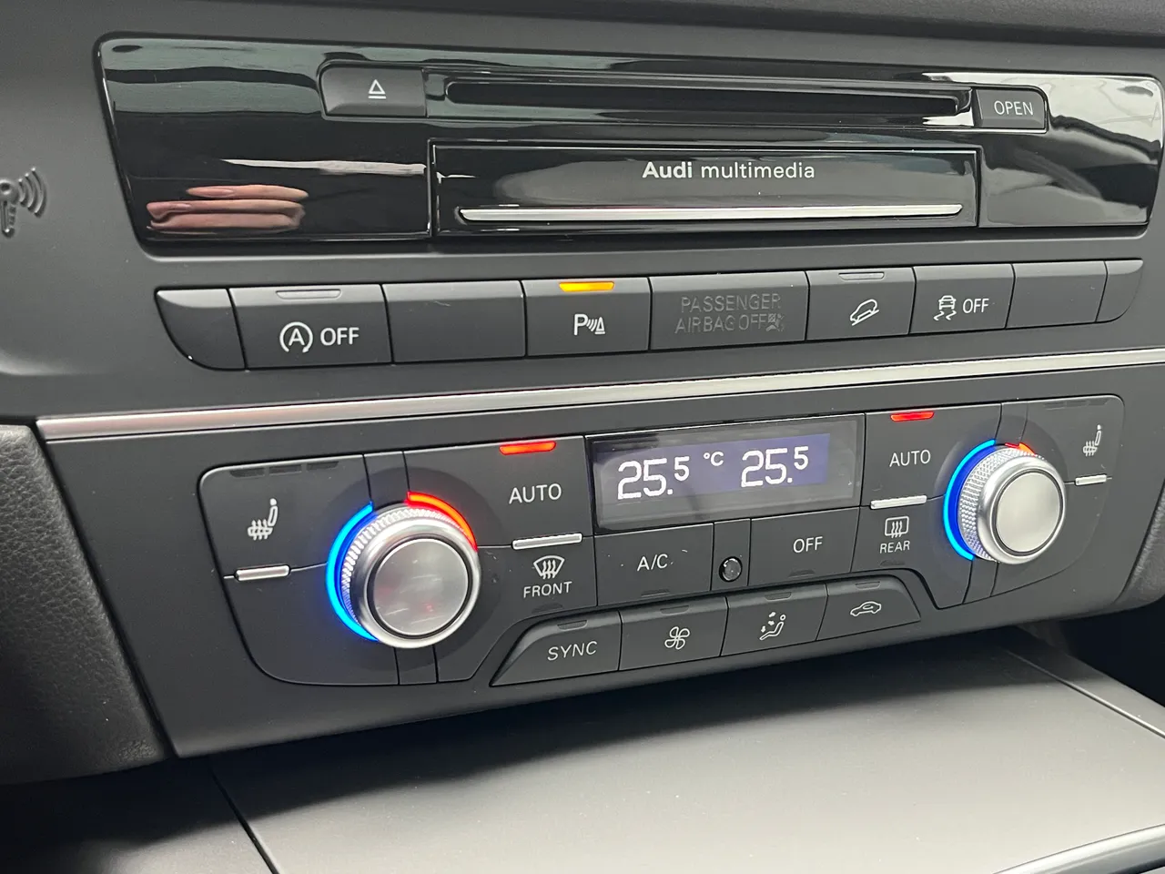 Audi A6 allroad - фото 26