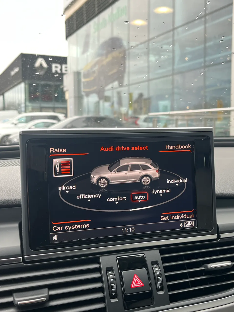 Audi A6 allroad - фото 24