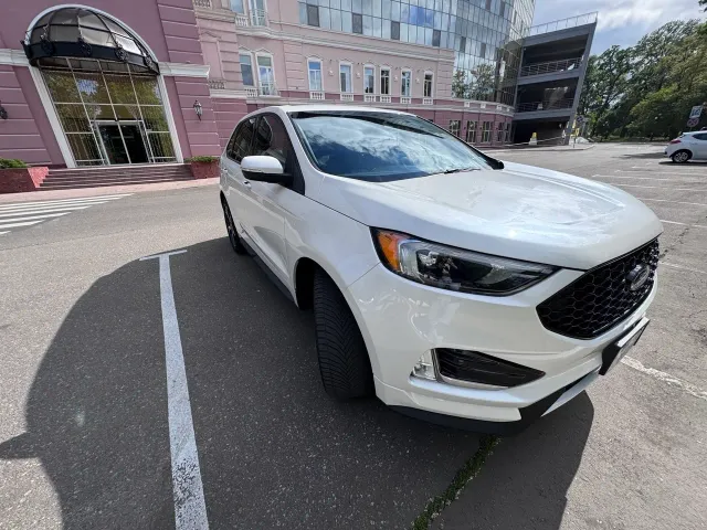Ford Edge - фото 4