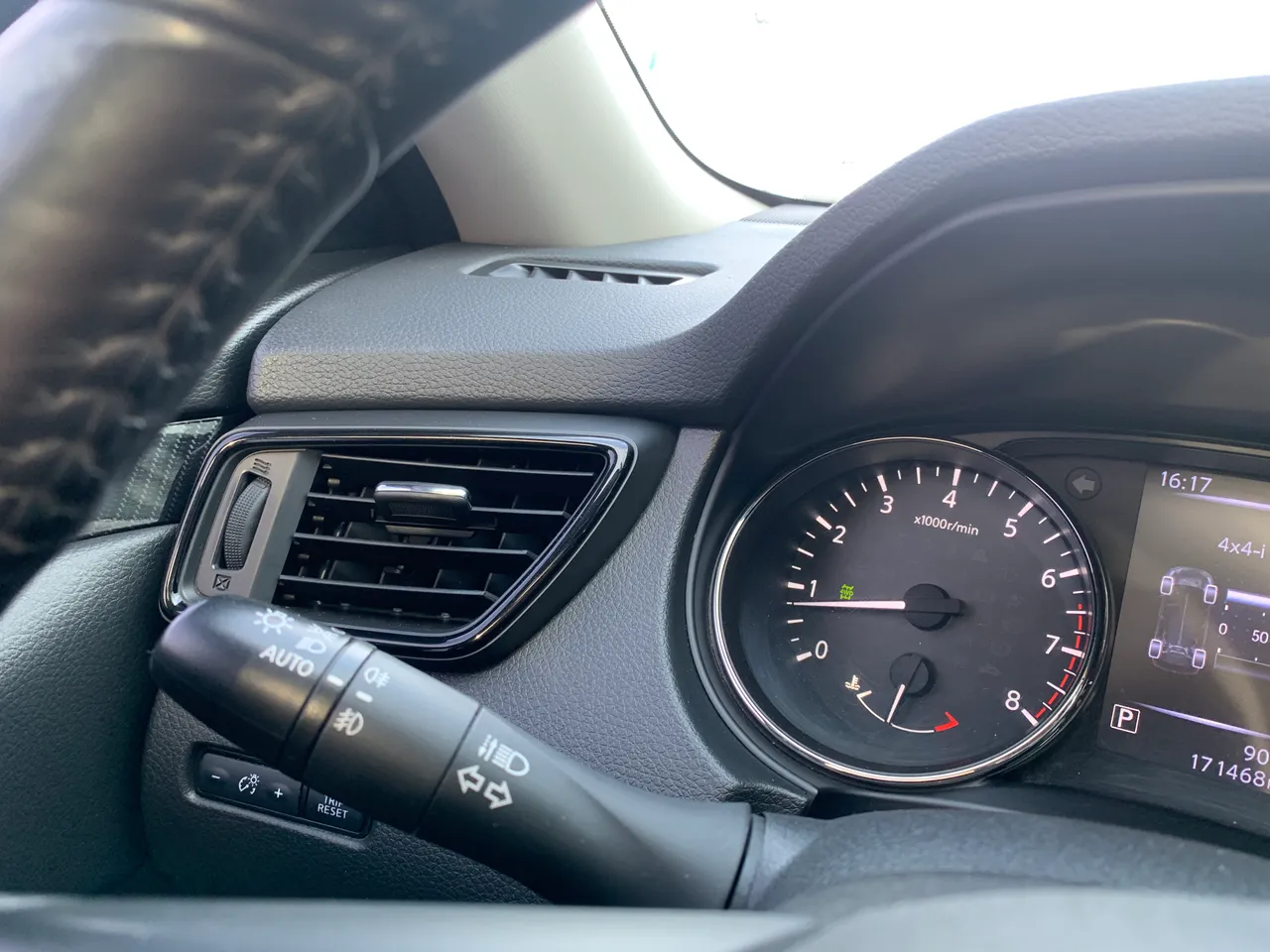 Nissan X-Trail - фото 44