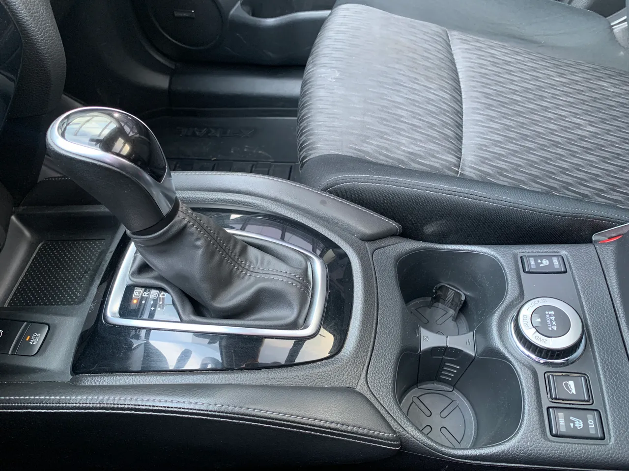 Nissan X-Trail - фото 29